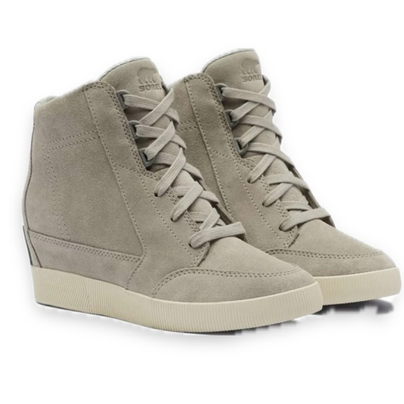 Sorel Out N About Light Gray Wedge Bootie Sneaker Size 9 - Picture 1 of 11